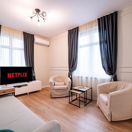 Smart Central Apartment Varna Exterior photo