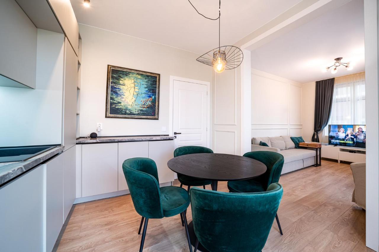 Smart Central Apartment Varna Exterior photo