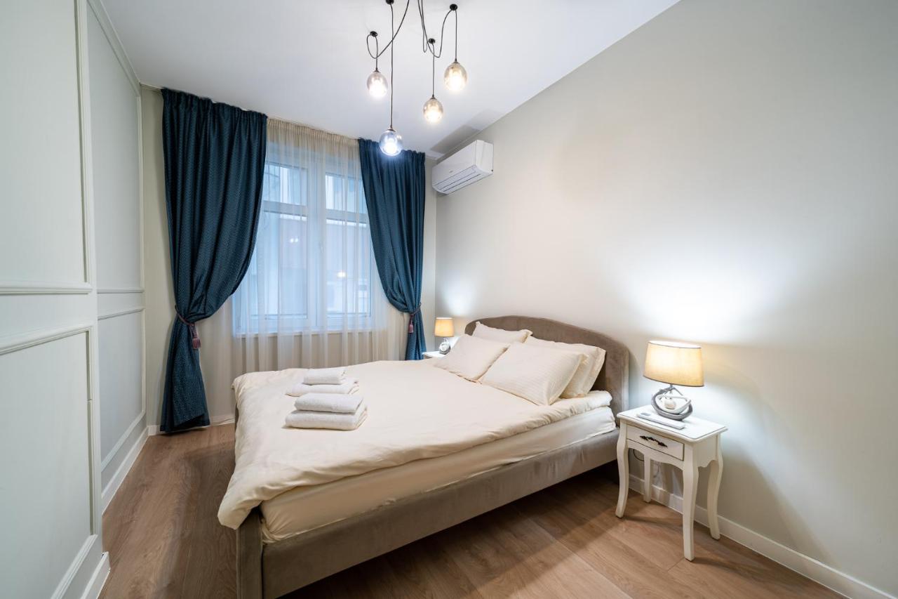 Smart Central Apartment Varna Exterior photo